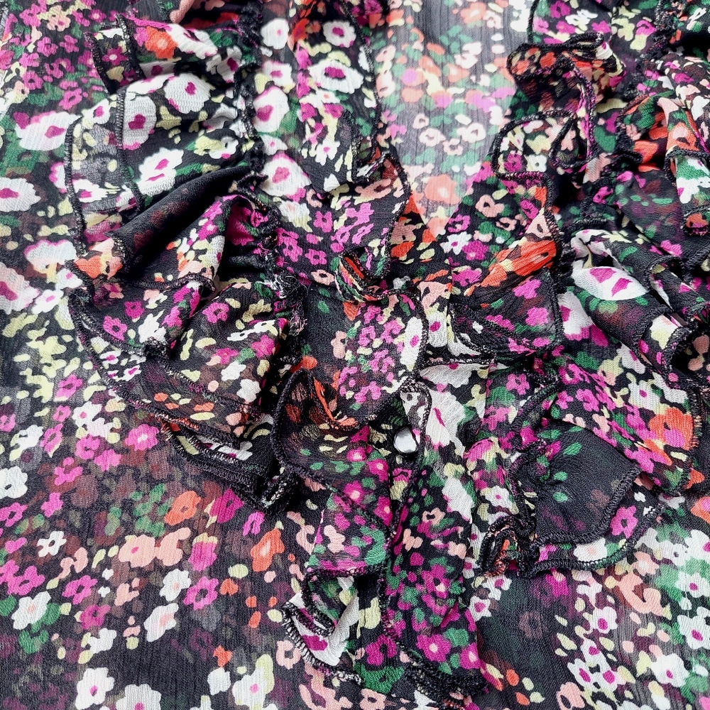 Floral Ruffle Blouse - Picture 3 of 7
